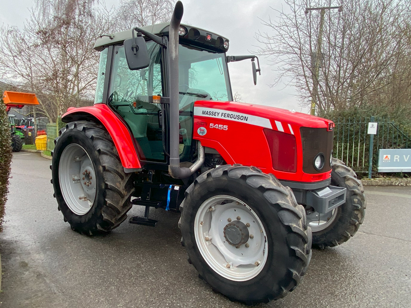 Used Massey Ferguson 5455 tractor