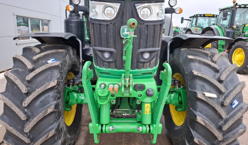 John Deere 6215R full