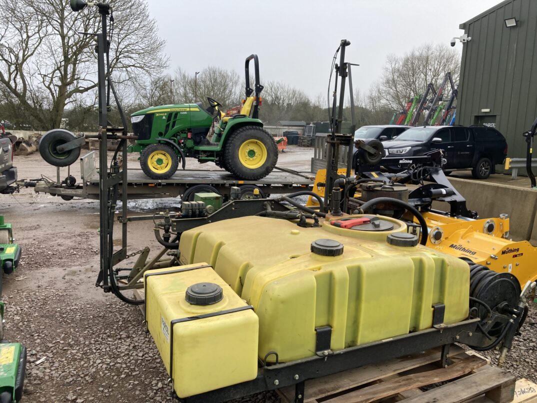 John Deere HD200 Sprayer