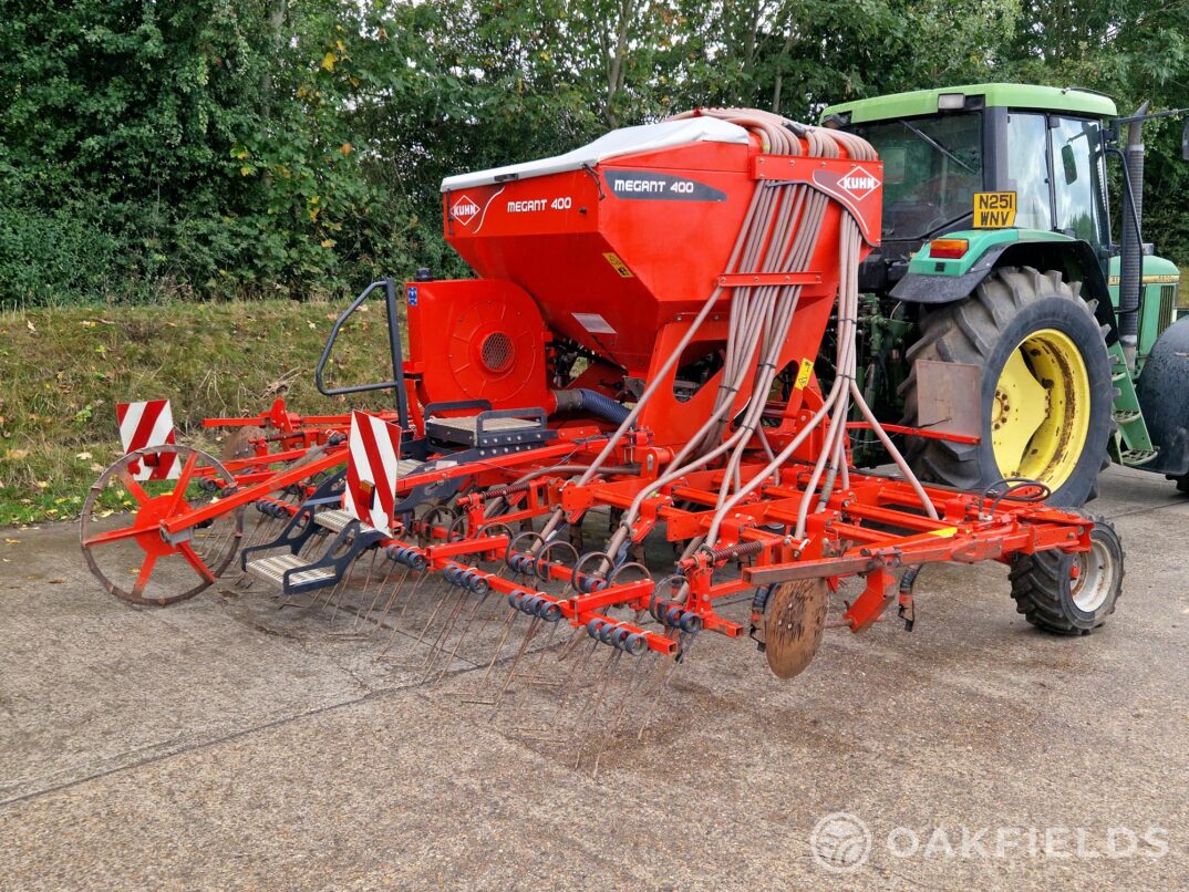 2008 Kuhn Megant 400 4M tyne seeder