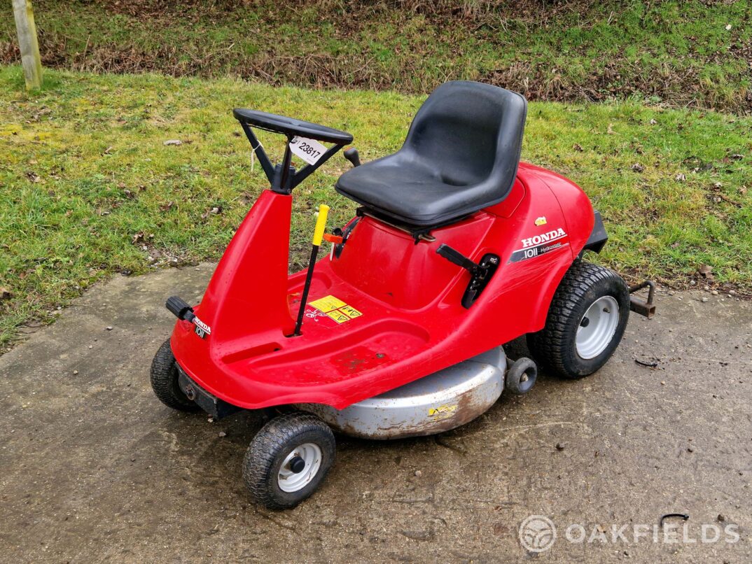 Honda hydrostatic 1101 ride on mower