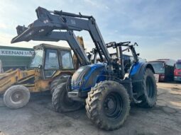 Valtra N134 Agricultural Tractor full