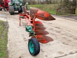 Kvernland LD 85-240 5 furrow plough full