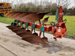 Kvernland LD 85-240 5 furrow plough full