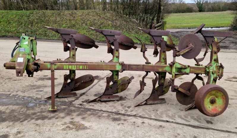 1982 Dowdeswell PP8A 4 furrow reverisble plough full