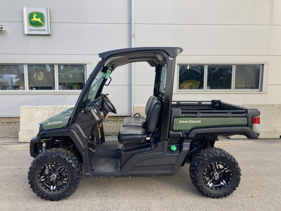 John Deere XUV865M Gator