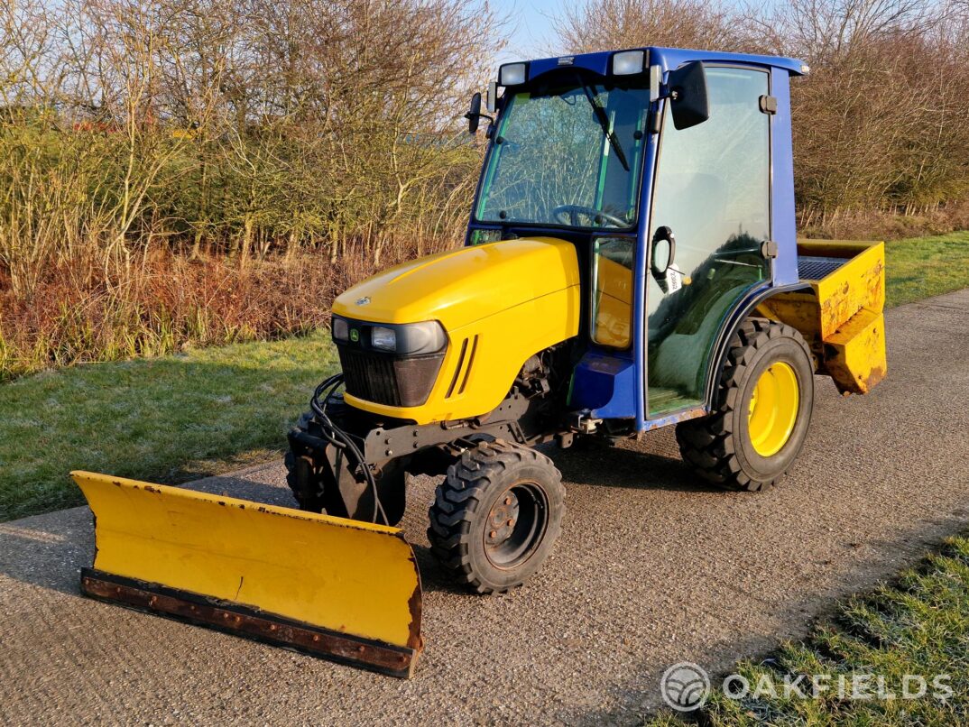 2013 John Deere 2320 HST 4WD