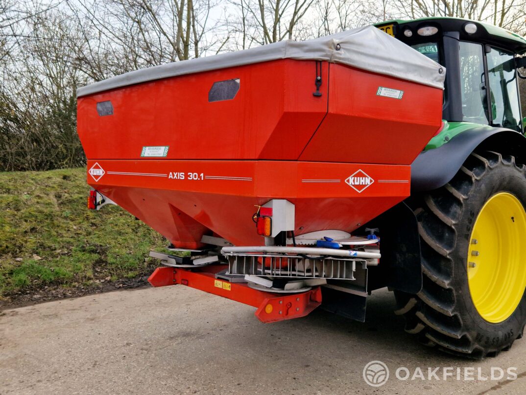 2007 Kuhn Axis 30.1 Fertiliser Spreader