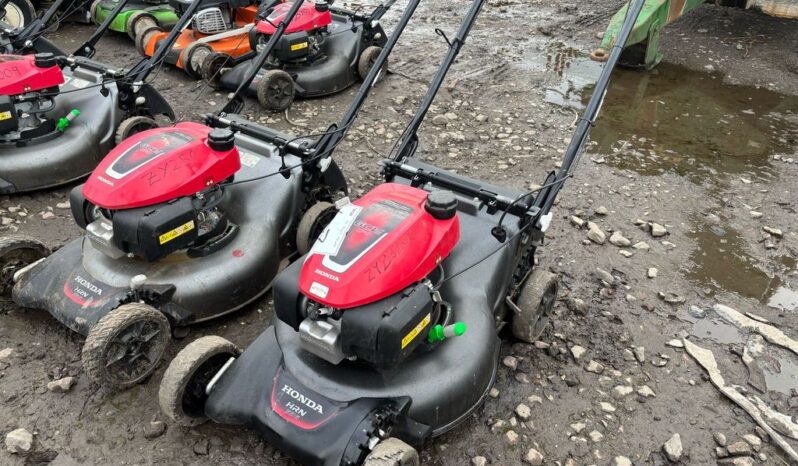 1 X2 HONDA PETROL MOWERS   For Auction on 2025-03-18 full