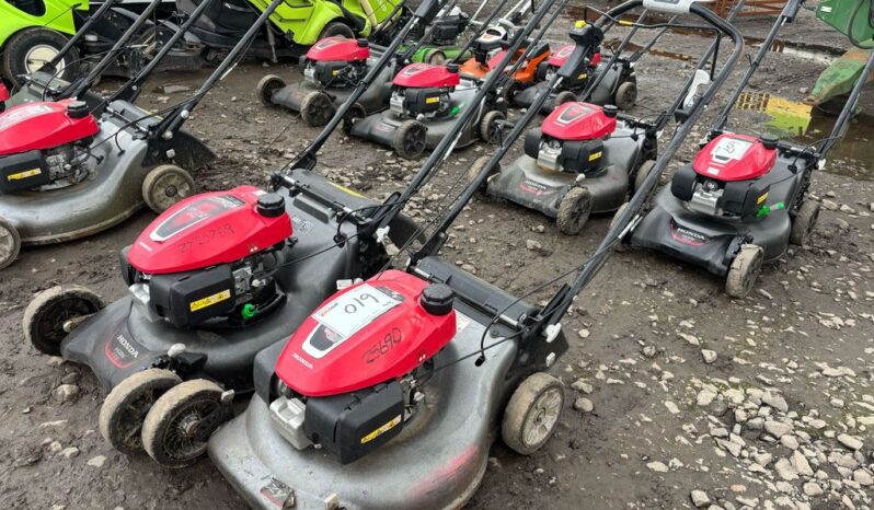 1 X2 HONDA PETROL MOWERS   For Auction on 2025-03-18 full