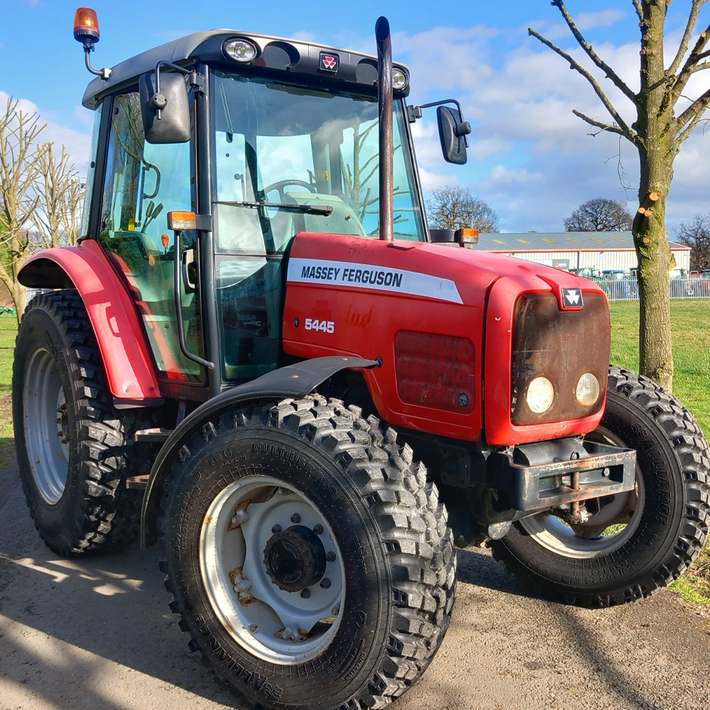 Used Massey Ferguson 5445 tractor