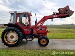 1985 International 685XL 2WD Tractor full