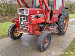 1985 International 685XL 2WD Tractor full