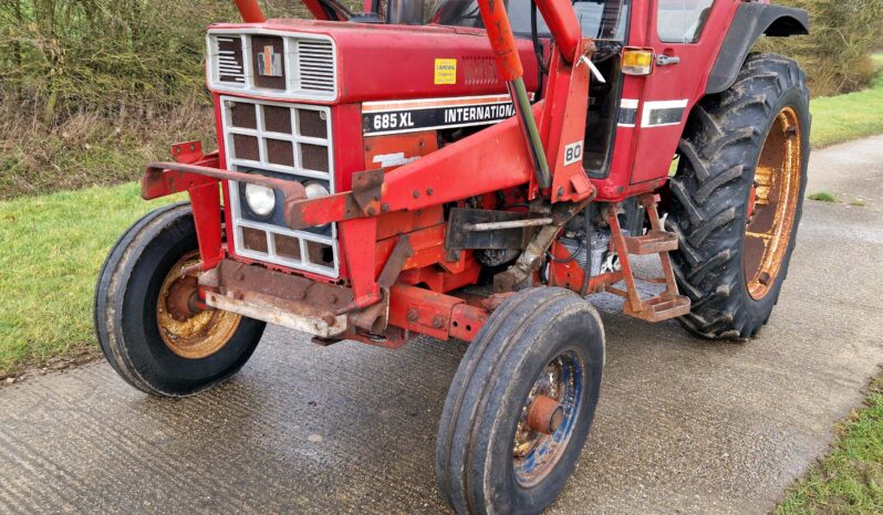 1985 International 685XL 2WD Tractor full