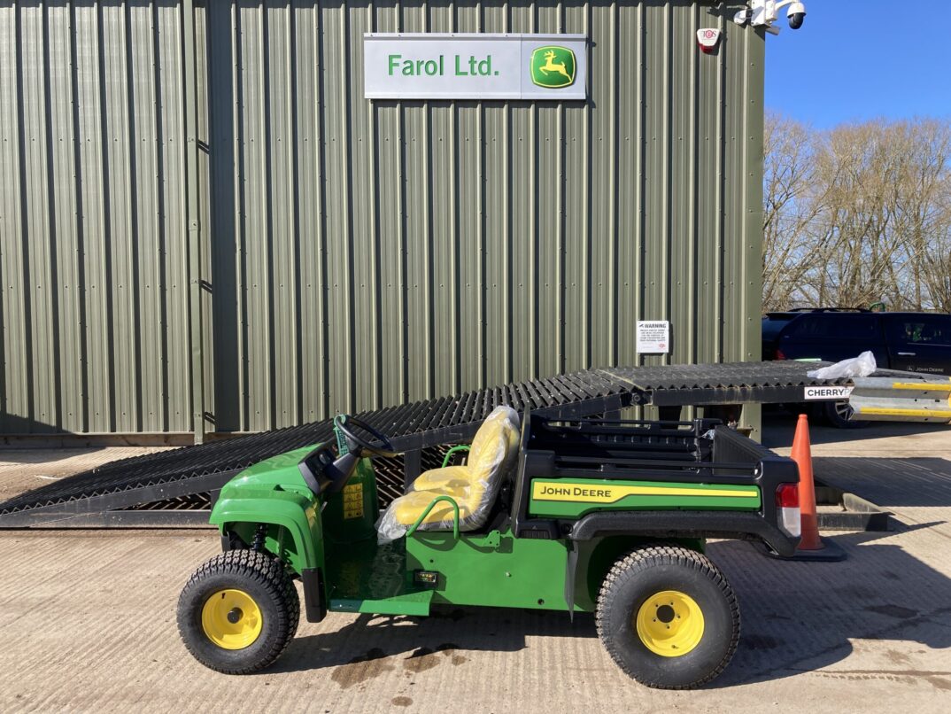 John Deere TE Gator