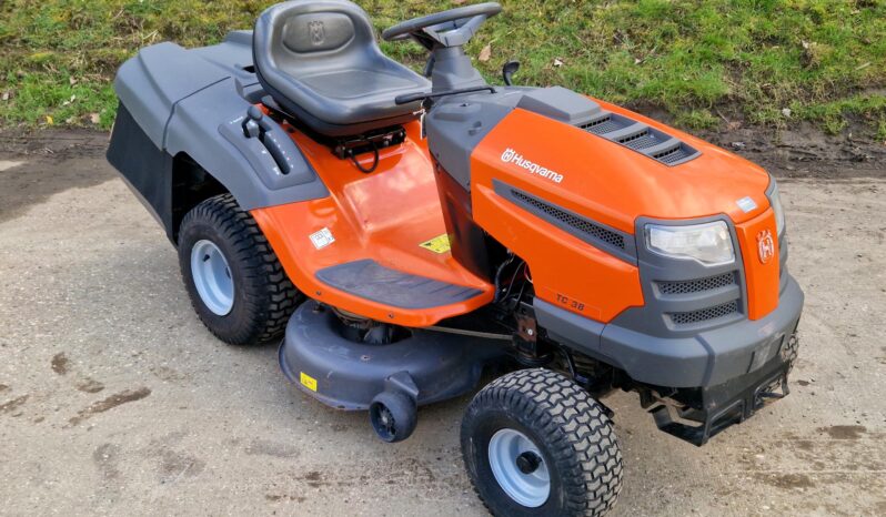 2017 Husqvarna TC38 ride on mower full