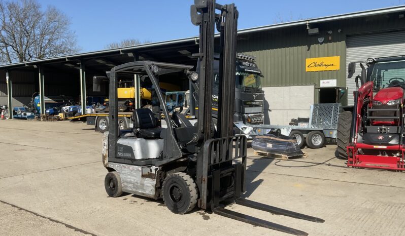 NISSAN 15 FORKLIFT full