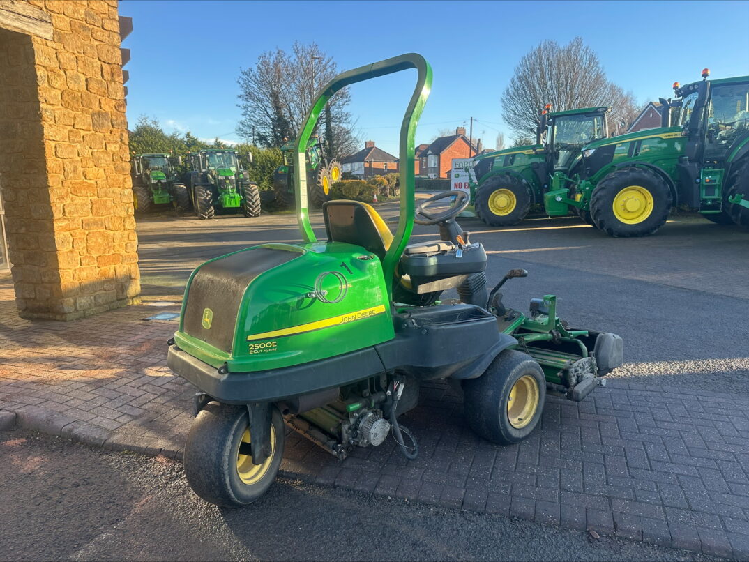 John Deere 2500EH