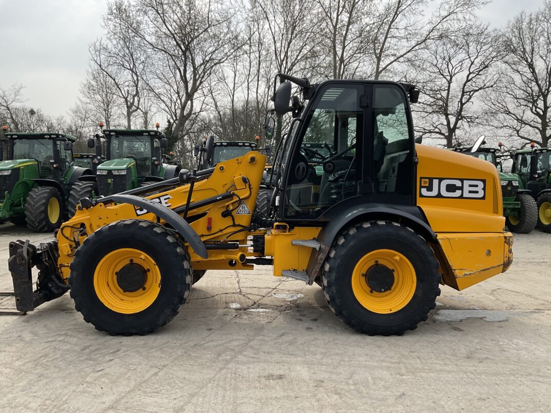 JCB TM320S