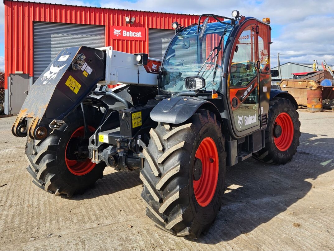 2022 Bobcat TL38.70 in Carmarthenshire