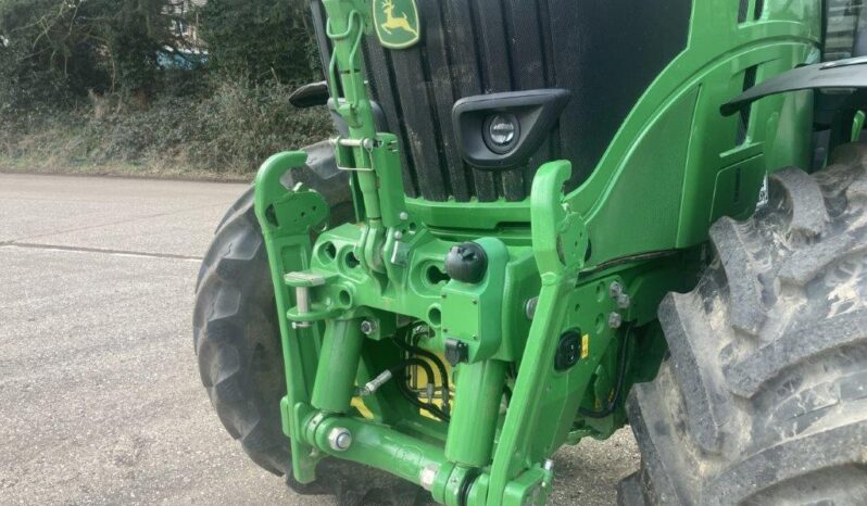 John Deere 6215R full
