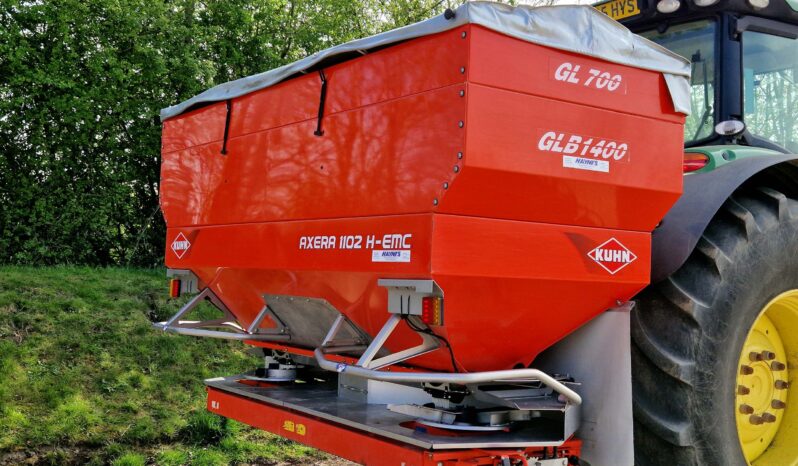 2012 Kuhn Axera 1102H – EMC fertiliser spreader full