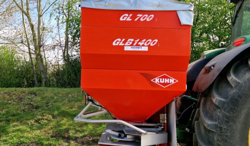 2012 Kuhn Axera 1102H – EMC fertiliser spreader full