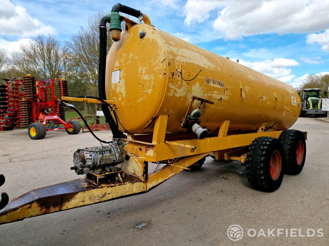 1986 Richard Western Tandem Axle Slurry Tanker