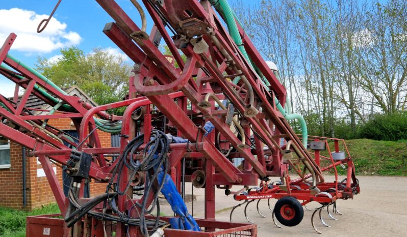 Techneat 20m Avadex Spreader on Hardi frame full
