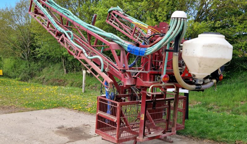 Techneat 20m Avadex Spreader on Hardi frame full