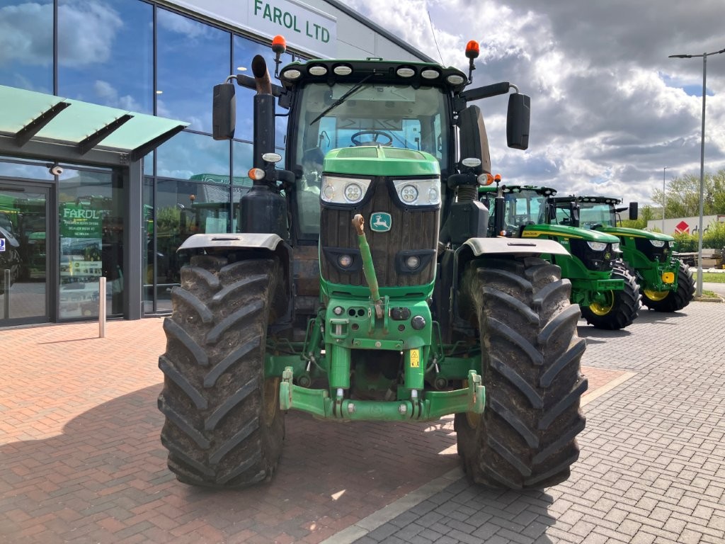 John Deere 6250R
