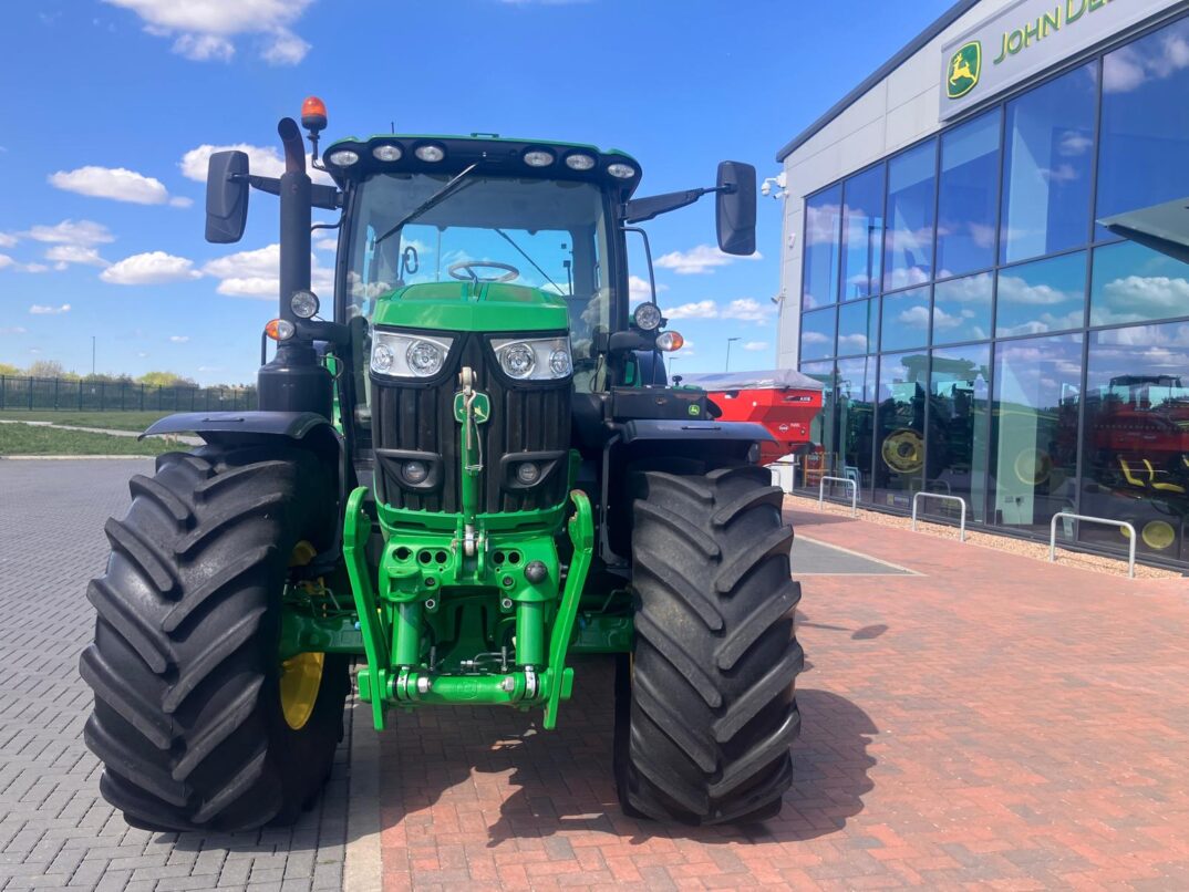 John Deere 6195R