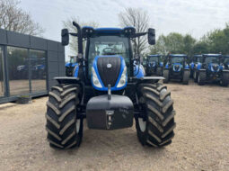 Used 2023 NEW HOLLAND T6.160 Ex Demo, Side winder armrest, intelliview 4 screen, GPS ready, 50KPH, power beyond, isobus, half leather seat, heated seat, heated mirrors, Twin beacons, 12 Led work lights. 3 years warranty through New Holland for sale in Oxfordshire full