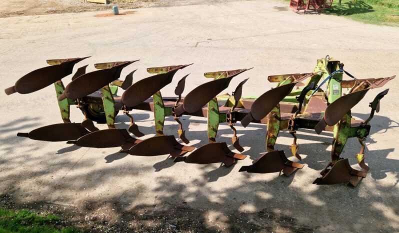 Dowdeswell DP1 6 furrow on-land plough full