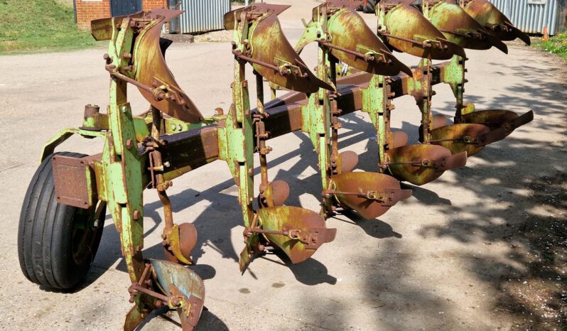 Dowdeswell DP1 6 furrow on-land plough full