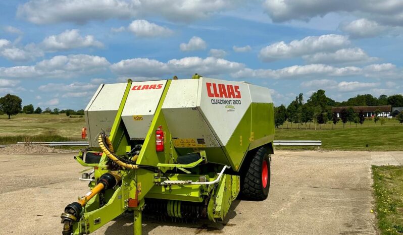CLAAS Quadrant 2100 full