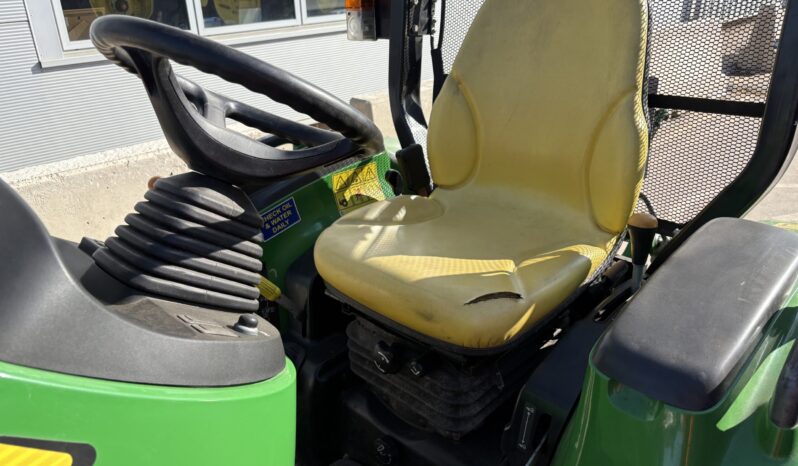 John Deere 3045R full