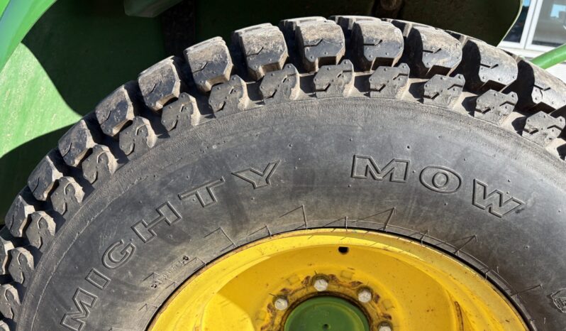 John Deere 3045R full