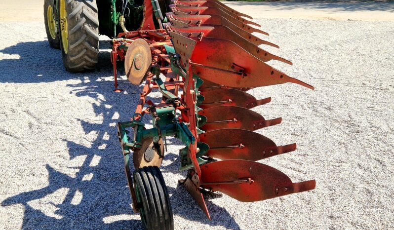Kverneland LB85-300 6 furrow plough full