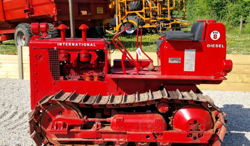 International BTD8 series 82 tracked crawler full