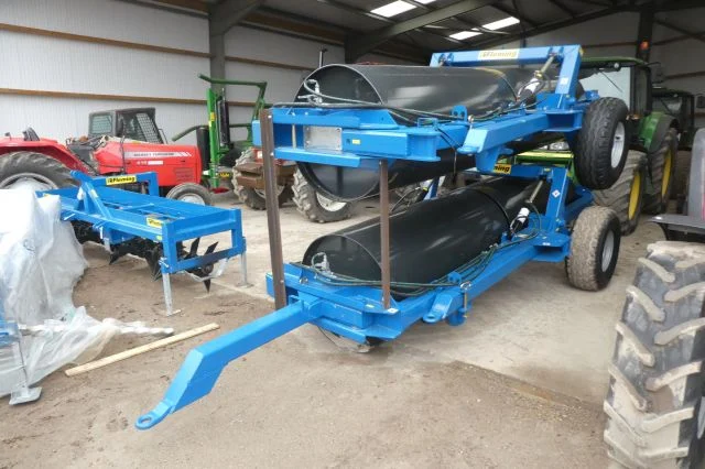 Fleming 12ft Eng Tow Roller New