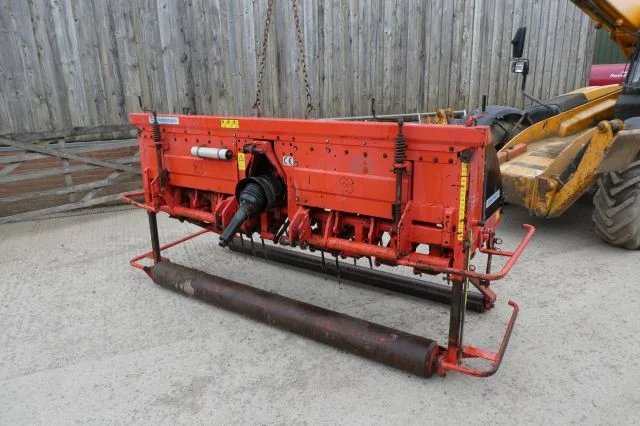 2004 Wiedemann Terra Spike 3 Point Linkage Year 2004