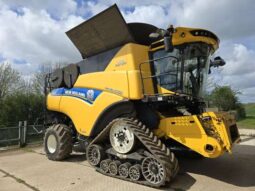 2019 New Holland CR10.90 Combine Harvester with 2019 MacDon FD140 Header – WA19 FFO For Auction on 2025-05-14 Ref: 5167/2 full