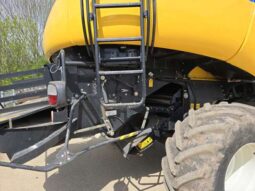 2019 New Holland CR10.90 Combine Harvester with 2019 MacDon FD140 Header – WA19 FFO For Auction on 2025-05-14 Ref: 5167/2 full