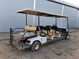 1 CUSHMAN 8 SEATER PETROL BUGGY.NO RUNNING HOURS. NSR TYRE DAMAGED  For Auction on 2025-05-28 full