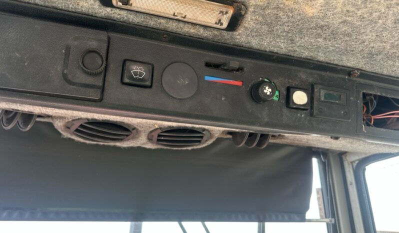 1995 MASSEY FERGUSON 3085 AUTOTRONIC For Auction on 2025-05-20 at 08:30 full